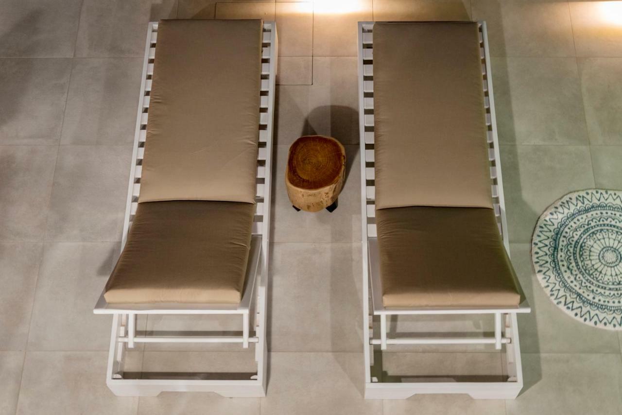 Aelion Villa Vári 外观 照片